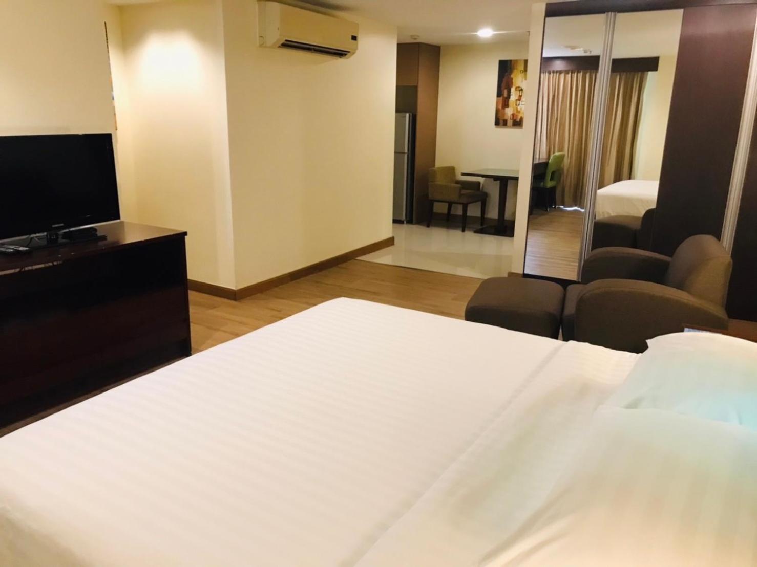 Lohas Residences Sukhumvit 2 Bangkok Pokój zdjęcie