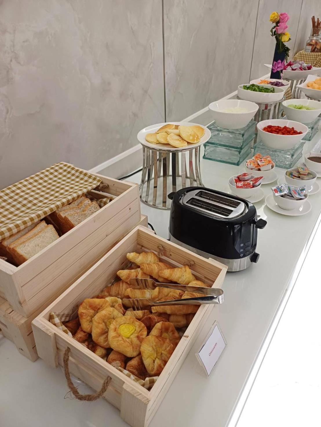 Lohas Residences Sukhumvit 2 Bangkok Zewnętrze zdjęcie